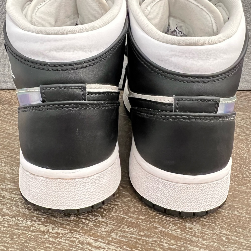 Air Force 1 Mid Hologram sneakers - Picture 8 of 11